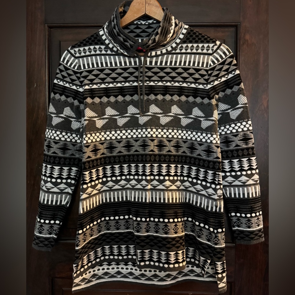 Women's Krimson Klover Black & White Fair Isle Wool Sweater LARGE